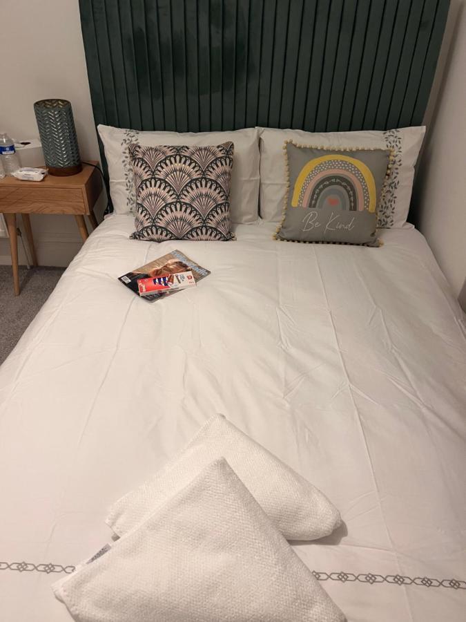 Luxury Cosy Retreat Apt London Eksteriør billede