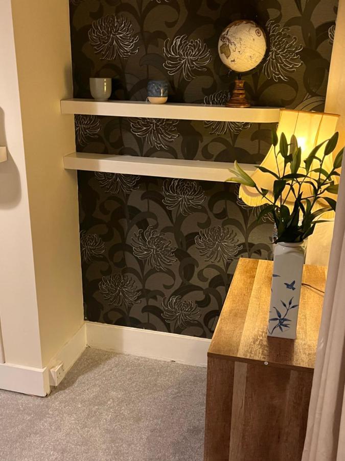 Luxury Cosy Retreat Apt London Eksteriør billede
