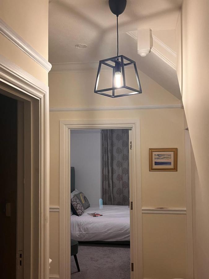 Luxury Cosy Retreat Apt London Eksteriør billede