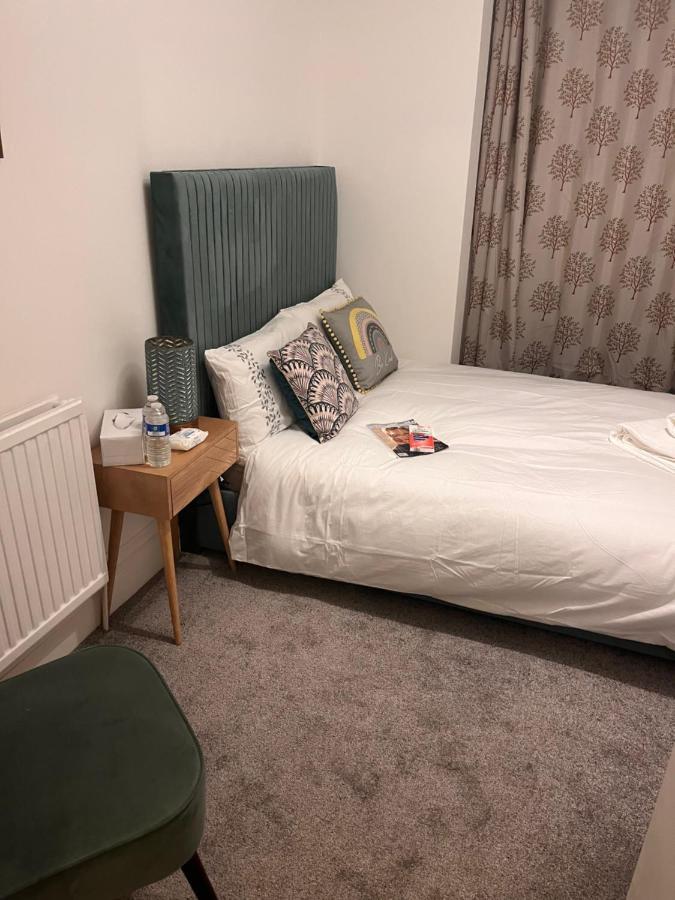Luxury Cosy Retreat Apt London Eksteriør billede