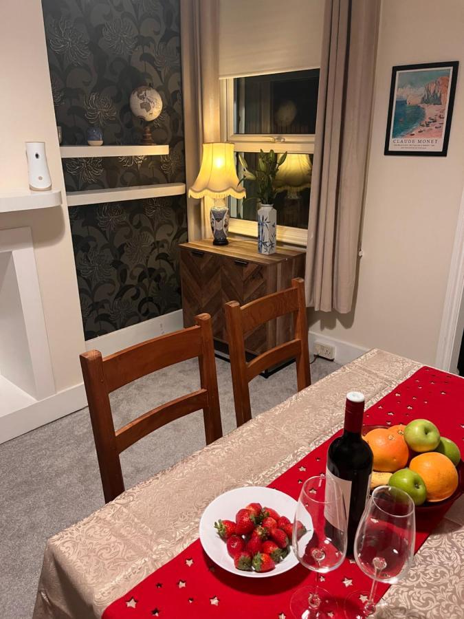 Luxury Cosy Retreat Apt London Eksteriør billede