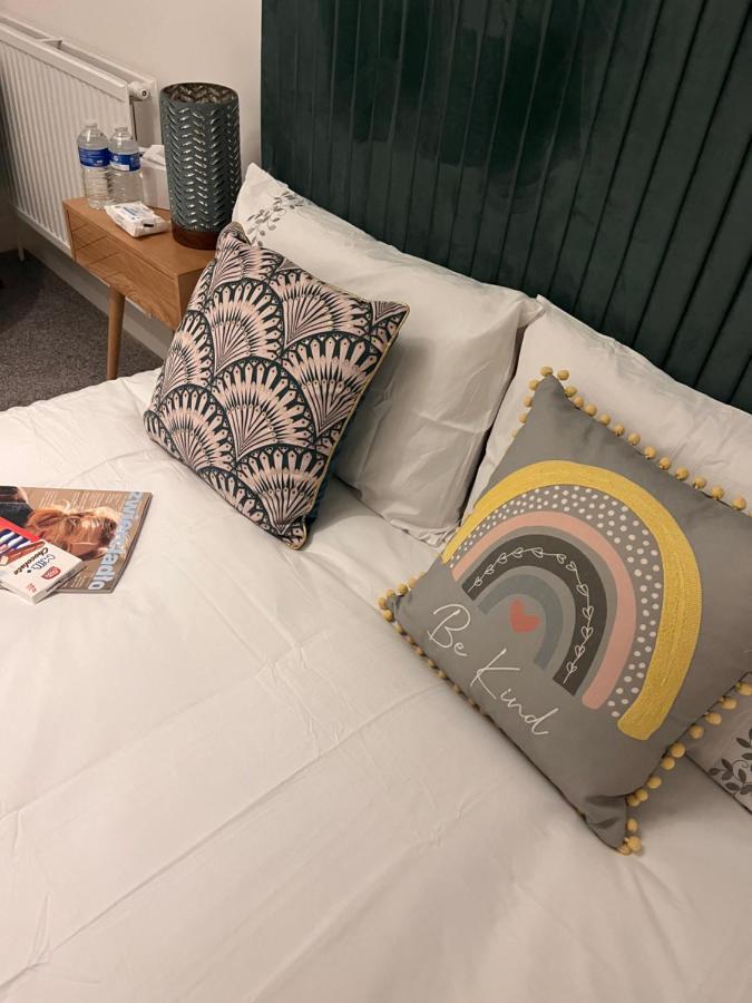 Luxury Cosy Retreat Apt London Eksteriør billede