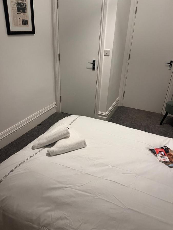 Luxury Cosy Retreat Apt London Eksteriør billede