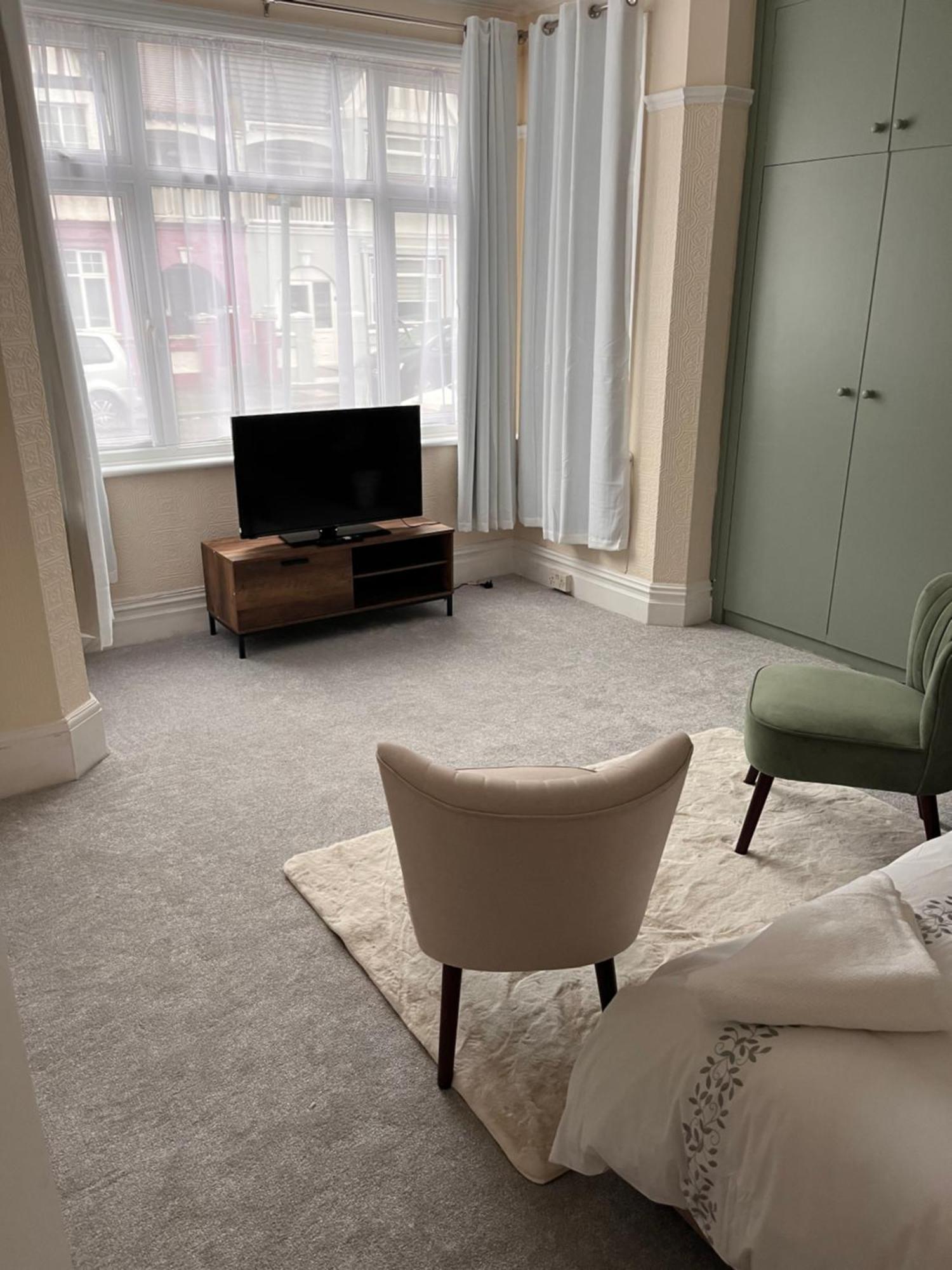 Luxury Cosy Retreat Apt London Eksteriør billede